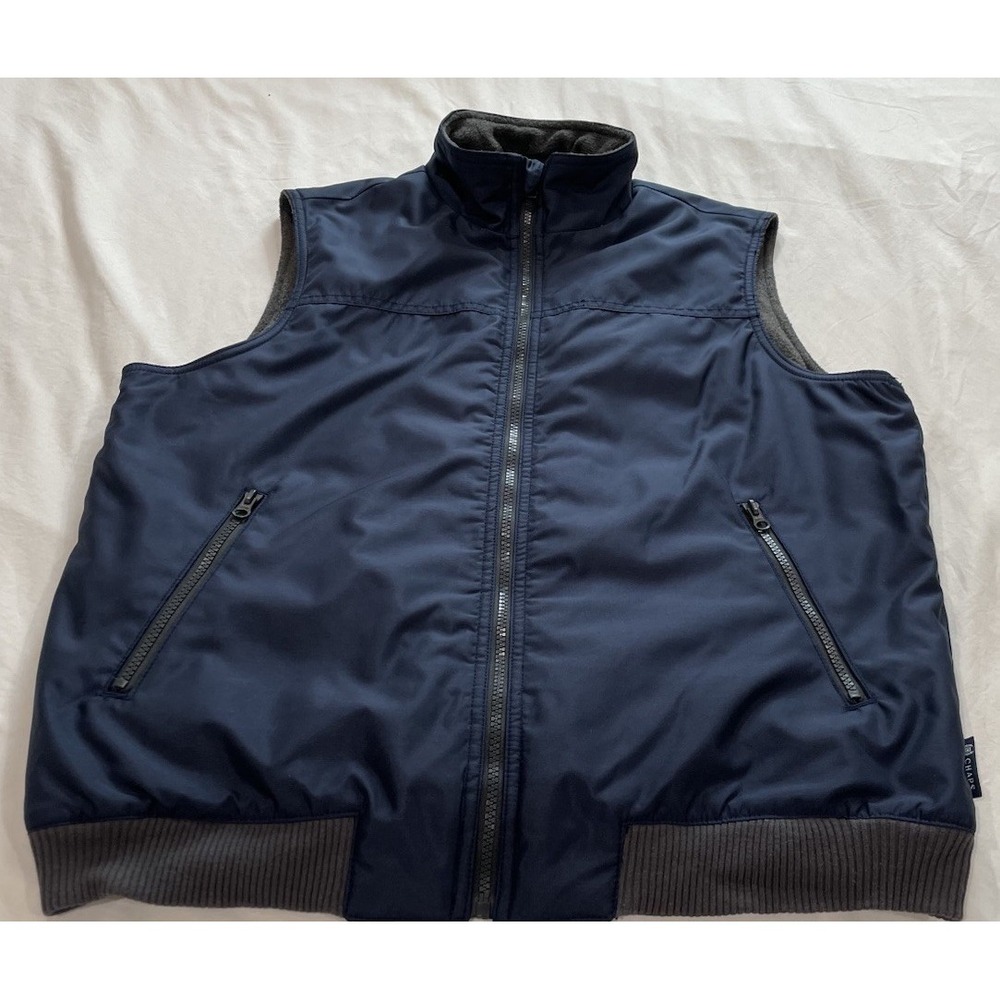 Ralph Laure. Chaps Men's Navy Vest Size Medium Great Condition